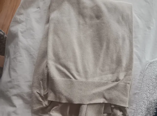 Jersey Banana Repúblic Hombre Color Crema Talla M