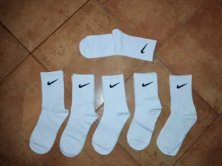 6 Pares Calcetines Nike Talla Única Blancos