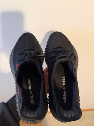 Adidas Yeezy Boost 350 V2 Bred