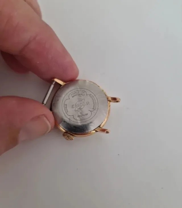 Orologio Enicar Ultrasonic fino a 30mm