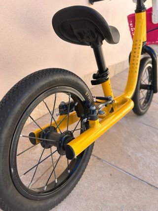 Bicicleta infantil equilibrio con freno trasero.