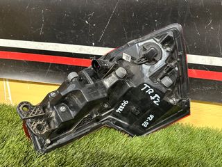 CAJARELES-LUZ-USB-PILOTO- SKODA KAMIQ NW4 2022