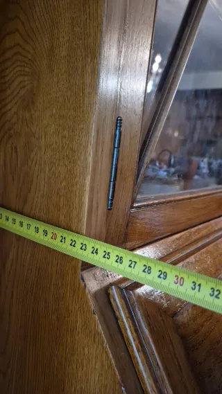 Vitrina secreter de madera con cajones