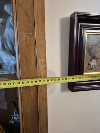 Vitrina secreter de madera con cajones