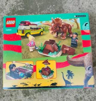 LEGO Jurassic Park 76959 Triceratops Research