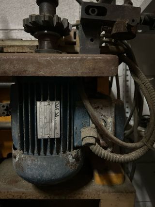 Fresadora industrial,