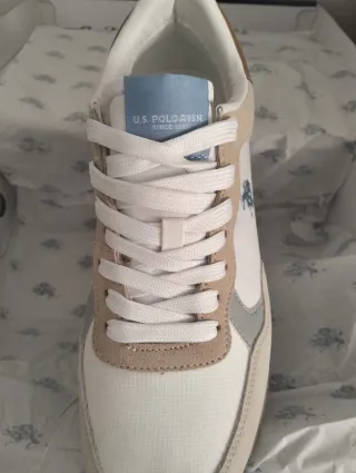 Zapatillas Polo Unisex Beige y Blanco