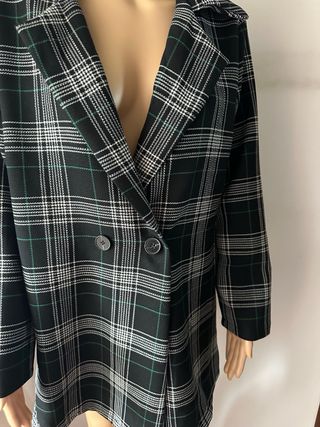 Cappottino a quadri nero, bianco e verde