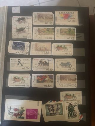 Frammenti di francobolli misti