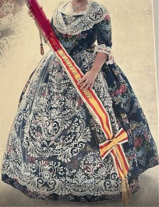 Traje de Fallera azul y multicolor