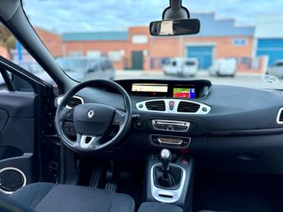 Renault Grand Scenic 2010