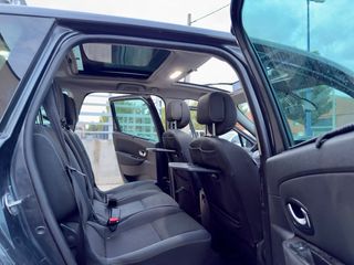 Renault Grand Scenic 2010