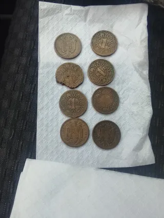 Lote de 8 monedas de Pesetas 1944