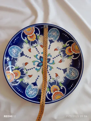 Piatto decorativo multicolore porta frutta oggetti