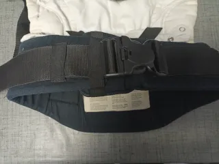 Mochila Manduca Negra y Beige