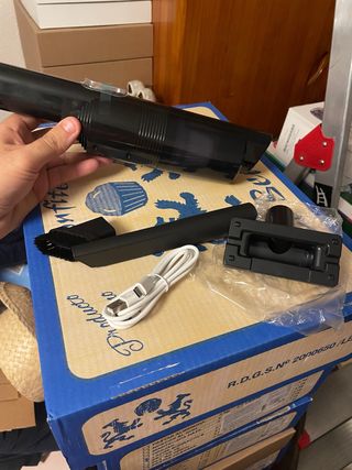 Aspirador de mano portátil