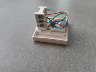 Toma de teléfono Schneider