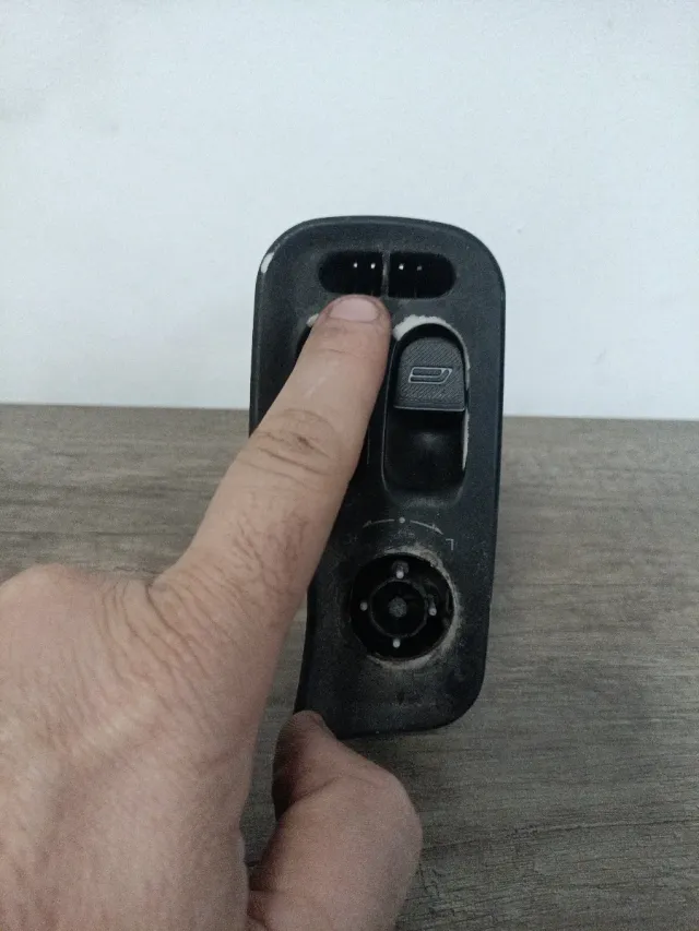 Mando Elevalunas Alfa Romeo 147