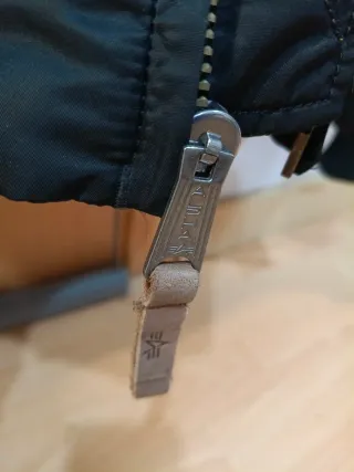 Cazadora Alpha Industries Negra