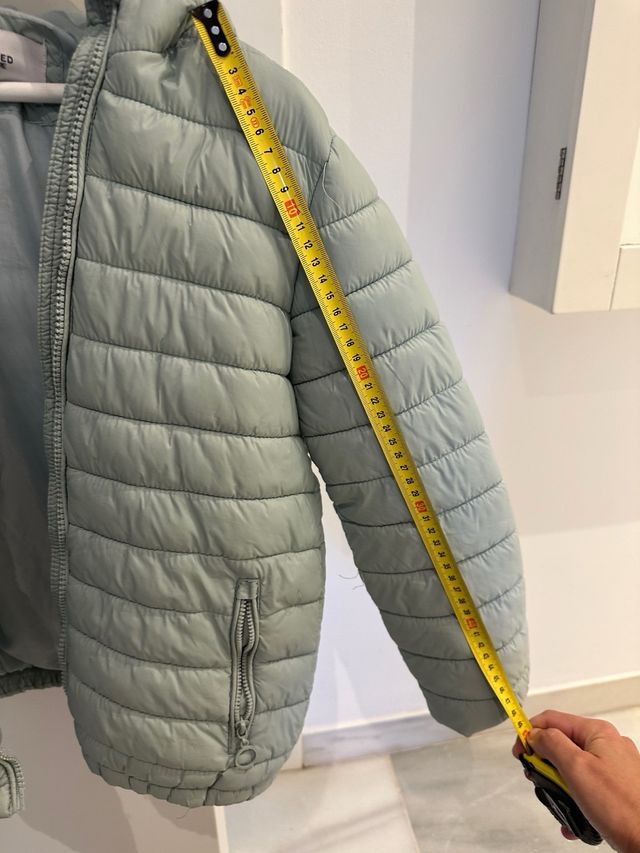 Abrigo Celeste Talla 7-8 Años