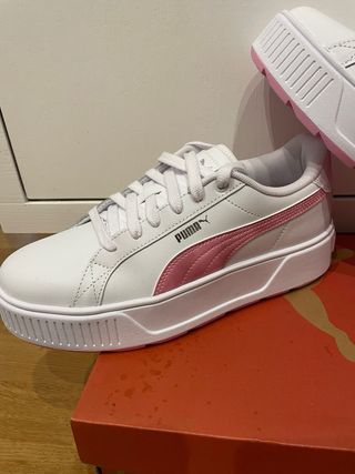 Zapatillas Puma Blancas y Rosas