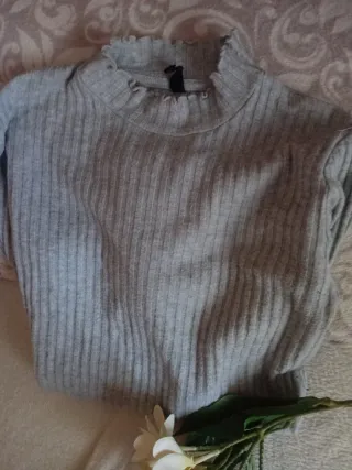 Jersey Stradivarius gris talla S