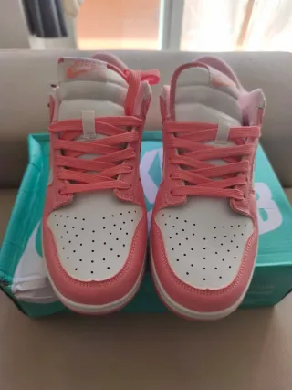 Nike Dunk Rosa y Blanco Talla 40