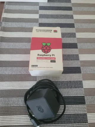 Raspberry Pi 4B+ con juegos