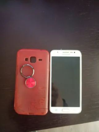 Vendo Samsung Galaxy J5 bianco, batteria mancante+cavo