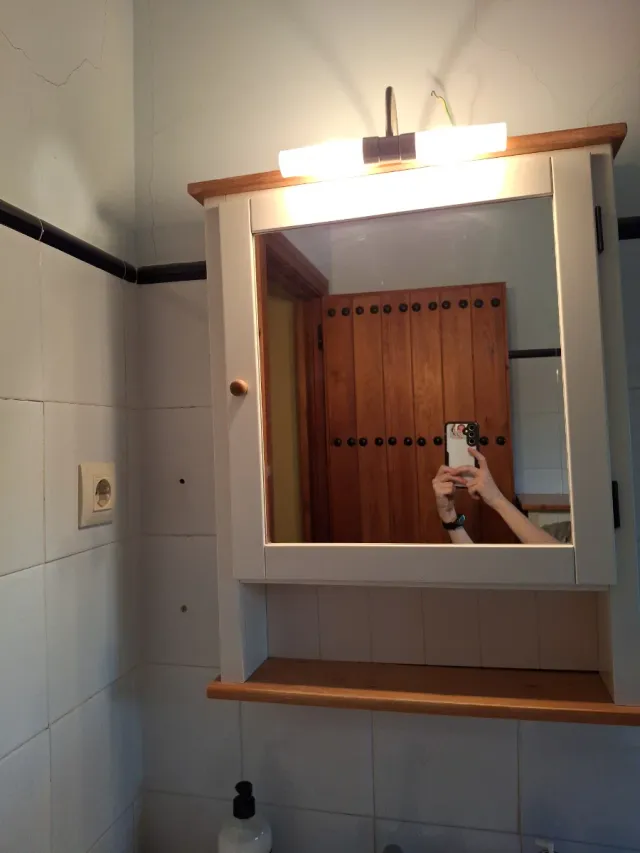 Mueble de baño madera y cristal