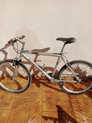 Bicicleta TuoTrack 7007