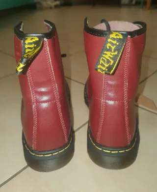 Anfibi Dr. Martens Rossi