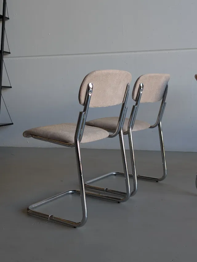 Sillas Cantilever Años 70