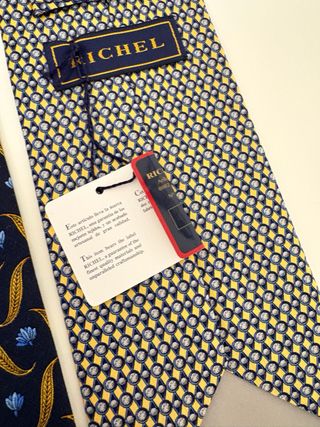 Lote 2 corbatas Richel azul y dorado