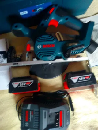 NUEVA Sierra Circular Bosch GKS 18V-57-2