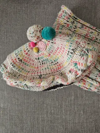 Conjunto Boina y Bufanda Multicolor