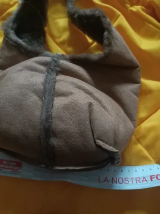 Borsa scamosciata con pelo