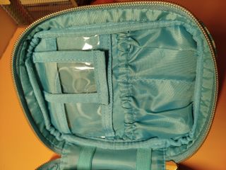 Beauty case Carpisa a righe azzurre