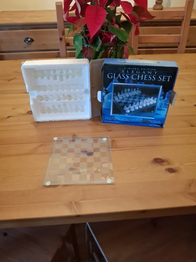 Ajedrez de cristal elegante