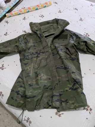 Traje Boscoso Pixelado Impermeable