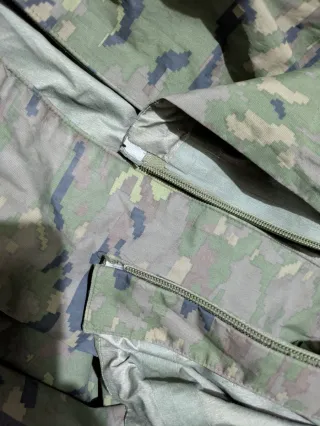 Traje Boscoso Pixelado Impermeable