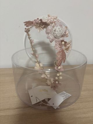 Tiara Comunión Flores Rosa y Blanco Maria