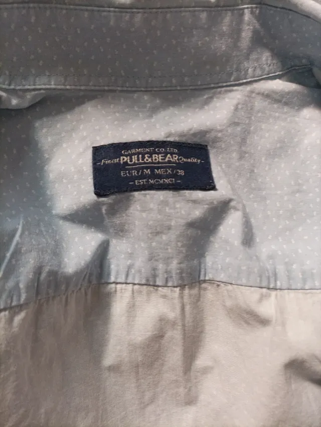 Traje short, chaleco y camisa