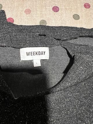 Jersey plateado cuello alto