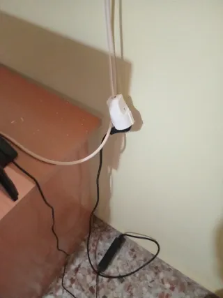 TV LG Negra con Mando y Batería