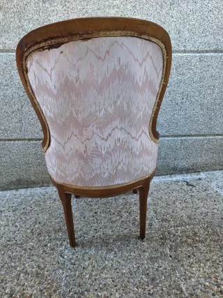 Butaca tapizada madera