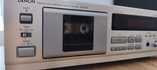 Leitor e Gravador de Cassetes Denon DRM-550 Prata