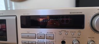 Leitor e Gravador de Cassetes Denon DRM-550 Prata