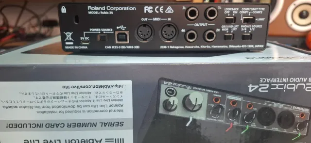 Roland Rubix24 Interfaz Audio