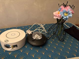 Porta fiori e 2 proiettori LED